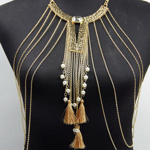 Bijoux fins <span class=keywords><strong>pour</strong></span> femmes, <span class=keywords><strong>lingerie</strong></span> en cristal rétro européenne et américaine, exagérant la poitrine, personnalisée avec des glands de perles - Product Image 4