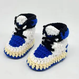 Vente en gros de chaussures de marche pour bébés nouveaux-nés à semelle super souple chaussures respirantes pour bébés au crochet