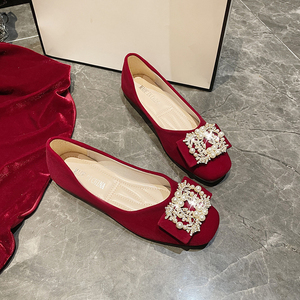 Chaussures de mariée Xiuhe rouges antidérapantes à double usage pour femmes, plates, à bout ouvert, souples et confortables pour la maternité - Product Image 5