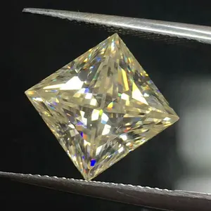 Laboratorio creato pietra preziosa Moissanite sciolta taglio principessa colore diamante scuro/giallo chiaro