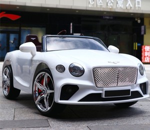 Hochwertiges Allrad-Elektroauto mit Fernbedienung für Kinder, Elektroauto mit Licht zum Fahren, Doppelmotor - Product Image 5