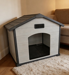 Waterdichte PP hondenhok voor buiten, aanpasbaar in kleur en stijl, geschikt voor tuinen - Product Image 1