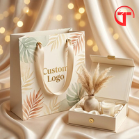 Bougie parfumée de luxe personnalisée et colorée, vente en gros pour la vente au détail et l'emballage cadeau, logo et emballage personnalisés
