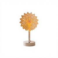 Lampe de table LED en acrylique en forme de fleur pour chambre à coucher, veilleuse de chevet, alimentée par piles, lumière chaude
