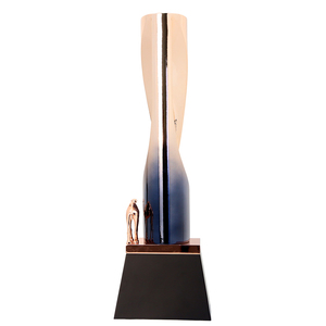 ถ้วยรางวัลกีฬาอูฐสไตล์อาหรับ ดีไซน์ใหม่ คุณภาพสูง สลักโลโก้ตามสั่ง ของที่ระลึกงานฝีมือโลหะ - Product Image 3