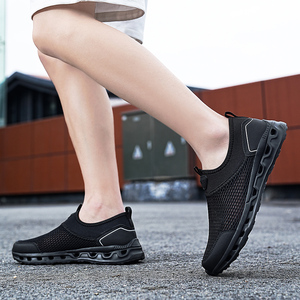 Chaussures de course pour hommes, grande taille, respirantes, en tissu mesh, avec semelle EVA, lacets souples, style sportif printemps-été, chaussures de marche - Product Image 4