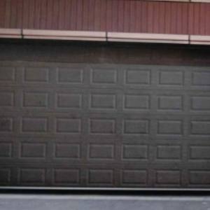 جودة عالية أوتوماتيكية بالكامل تصميم حديث سبائك الألومنيوم باب قابل للطي مقاوم للرياح ميزة باب المرآب للفيلات - Product Image 3