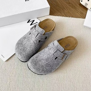 Mules Birkenstock au design original, sabots unisexes avec semelle intérieure en liège souple, soutien de la voûte plantaire, tige en cuir, à enfiler, antidérapantes - Product Image 5