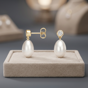 Boucles d'oreilles pendantes en pierre blanche serties de diamants ronds - Product Image 3