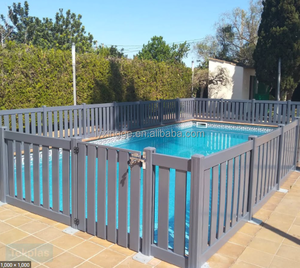 Panneaux <span class=keywords><strong>de</strong></span> clôture <span class=keywords><strong>de</strong></span> piscine en aluminium standard US, amovibles, avec portillon auto-fermant pour <span class=keywords><strong>la</strong></span> sécurité des enfants dans <span class=keywords><strong>la</strong></span> zone <span class=keywords><strong>de</strong></span> piscine <span class=keywords><strong>de</strong></span> jardin. - Product Image 1