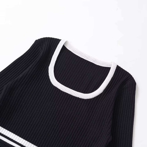 Pull en maille tricoté chic rétro à col carré et coutures, nouvelle collection automne 2025 pour femme, 100 % polyester, manches longues - Product Image 3