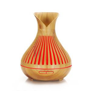 Diffuseur d'arômes en bois grainé 500 ml, humidificateur avec lumière LED, pour usage domestique - Product Image 1