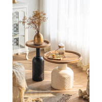 Nouveau design classique rétro rond en bois TOP Tables basses Mobilier de salon Table à thé avec socle en fer sculpté