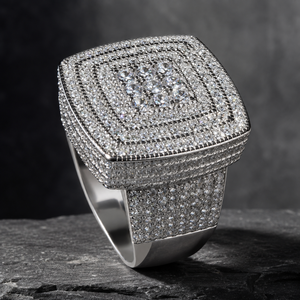 Anello Geometrico Audace da Donna, Gioiello da Dito in Stile Punk - Product Image 3