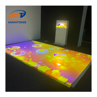 Machine interactive de jeu de projecteur de plancher pour le divertissement d'intérieur de parc d'attractions d'enfants