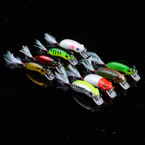 Leurre de pêche crankbait 6cm 10g, wobbler dur avec hameçons à plumes - Product Image 2