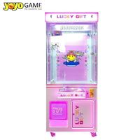 Machine d'arcade interactive à grue à pinces, avec structure de base pour accessoires à prix aléatoires sur le thème de l'amour