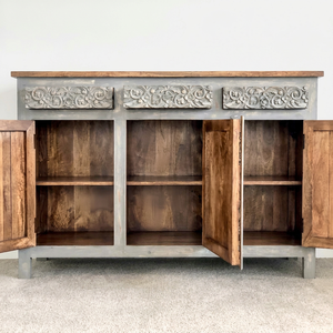 Aparador de Madera Reciclada Estilo Vintage con Tres Puertas con Tallados Florales, Mueble Rústico para TV, Mueble de Almacenamiento Hecho a Mano - Product Image 3