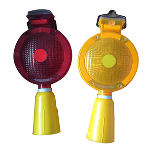 Accessoires de signalisation routière à énergie solaire pour cônes de signalisation - Product Image 6