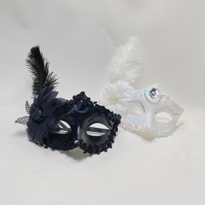 Masques de carnaval de plumes de festival pour Mardi Gras et défilé et événement fantastique et fête à thème - Product Image 6