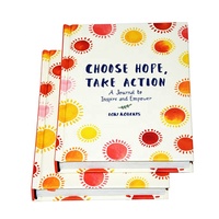 Service d'impression de livres personnalisés avec offset, formats flexibles, designs variés, options de reliure et de papier pour agendas, carnets et journaux