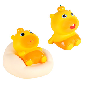 Capybara Lulu Slap Lamp PVC Tap Control LED Night Light Multicolored For Youth - Product Image 5