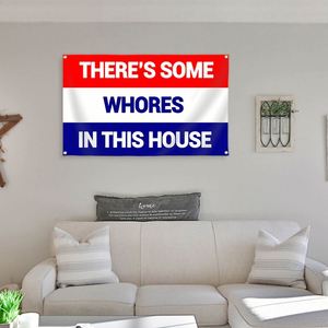 Drapeau « Il y a des salopes dans cette maison » 3x5 pieds avec œillets en laiton aux couleurs vives, bannière extérieure en polyester 100D pour décoration - Product Image 4