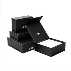 <span class=keywords><strong>Cajas</strong></span> <span class=keywords><strong>de</strong></span> Regalo Plegables Magnéticas Vacías <span class=keywords><strong>de</strong></span> Cartón Rígido Negro Mate <span class=keywords><strong>de</strong></span> Lujo con Logotipo Personalizado Premium - Product Image 1