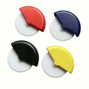 Cortador de Pizza Ergonómico con Cuchilla Desmontable, Fácil de Limpiar y con Cubierta Protectora - Cortador de Pizza Premium - Product Image 3