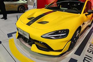 Nouvelle voiture électrique à énergie renouvelable, meilleur <span class=keywords><strong>prix</strong></span>, Xiao Mi Su7 Ultra 2025, autonomie de 601-700 km, 250-300 kW, berline sportive quatre portes <span class=keywords><strong>cinq</strong></span> places - Product Image 2