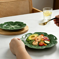 Plato llano de porcelana de ceniza de hueso con diseño de repollo y plato de presentación festoneado, para bodas en hoteles.