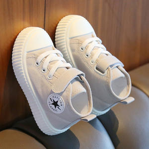 รองเท้ากีฬาเด็กฤดูใบไม้ผลิและฤดูใบไม้ร่วง ระบายอากาศได้ดี อุ่นสบาย เป็นมิตรกับสิ่งแวดล้อม พื้นรองเท้านุ่ม น้ำหนักเบา รองเท้าทรง Dad Shoes สำหรับเด็กชายและเด็กหญิง สีขาว - Product Image 5