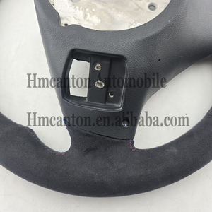 Le volant sport Alcantara le plus populaire pour BMW E90 E91 E92 E93 Série 3 - Product Image 2