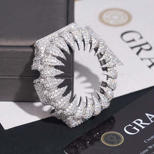 Boîtier <span class=keywords><strong>en</strong></span> <span class=keywords><strong>argent</strong></span> plaqué GA2100 serti <span class=keywords><strong>de</strong></span> diamants Moissanite - Product Image 2