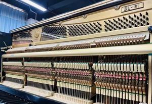 Piano droit d'occasion le plus vendu avec plancher de sonorisation en bois véritable, 88 touches, élégant pour école et académie, modèle BL61, plancher de sonorisation complet - Product Image 4