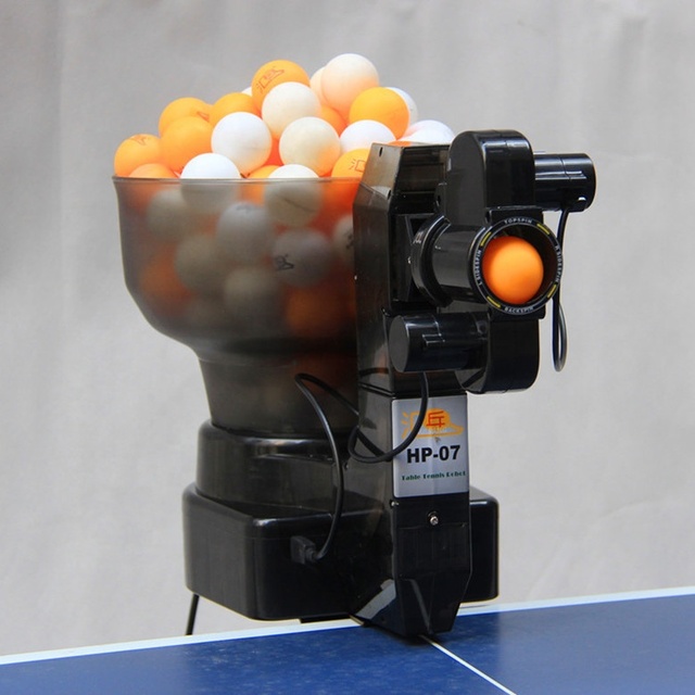 Professional Training Automatic Table Tennis Robot Ball Machine Robot Pingpong Table Tennis Practice Robot