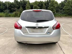Nissan Tiida 1.6 XL Smart Manual 2012, 5 vitesses, entrée sans clé et toit ouvrant, pour le conducteur qui veut tout - Product Image 4