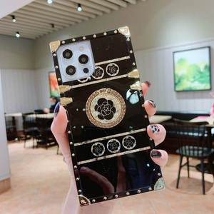 NOUVEAU <span class=keywords><strong>Coque</strong></span> <span class=keywords><strong>de</strong></span> <span class=keywords><strong>téléphone</strong></span> en PC à paillettes Golden Phantom Flower pour A05S/A32/A72/A52/A16/A15/A55/A35/A36/A56 Luxury for Design - Product Image 1