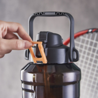 Bouteilles d'eau réutilisables Longstar OEM sans BPA, étanches, écologiques, 2L, avec corde, pour l'école, la gym, les voyages, les adultes