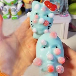 Jouet anti-stress unique et amusant en TPR en forme de tête d'alien vert - Pop Pimples - Cadeau créatif pour enfants et adultes, pour le plaisir et la relaxation - Product Image 2