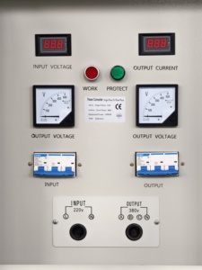 Convertisseur monophasé vers triphasé avec sortie AC et fréquence 50/60 Hz AHK Convertisseur triphasé AHK AHK AHK - Product Image 5