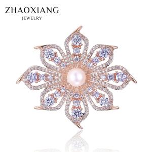 เครื่องประดับแฟชั่นคุณภาพสูงวินเทจเข็มกลัดทองออสเตรียคริสตัลเลียนแบบมุกเข็มกลัดดอกไม้อุปกรณ์จัดงานแต่งงาน - Product Image 4