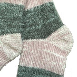 Calzini Ultra morbidi per la casa in ciniglia-peluche in microfibra con impugnature antiscivolo, calze da salotto interne dai colori vivaci - Product Image 3