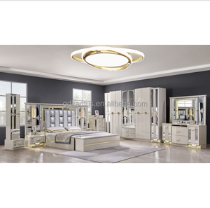 <strong>2026</strong> <strong>New</strong> Design Super King Size Luxury Royal Bedroom <strong>Furniture</strong> 5pcs African Mirror Headboard Bedroom <strong>Furniture</strong> Set - Product Image 1