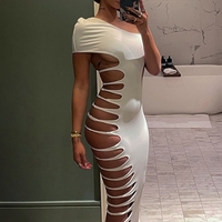 Robe longue tendance et sexy pour femme, design ajouré, col asymétrique, épaules dénudées, coupe ajustée, taille haute, pour soirée club de minuit