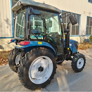 Tracteurs agricoles compacts 4x4 à quatre roues motrices de 50 CV, 60 CV, 70 CV avec moteur EPA pour la vente en gros - Product Image 4