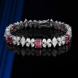 Lujo Esmeralda corte 1CT VVS1 GRA Moissanite trébol <span class=keywords><strong>de</strong></span> cuatro <span class=keywords><strong>hojas</strong></span> flor tenis cadena pulseras 925 joyería <span class=keywords><strong>de</strong></span> plata esterlina para regalo - Product Image 2