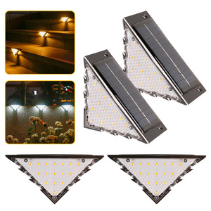 Lampe murale triangulaire solaire à LED Xinyao pour escalier extérieur et jardin - Product Image 1