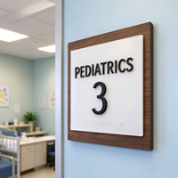 Panneau personnalisé ADA pour salle d'examen en braille, cadre en bois, acrylique dépoli, lettres 3D en relief, panneau de porte pour cabinet médical, hôpital, clinique
