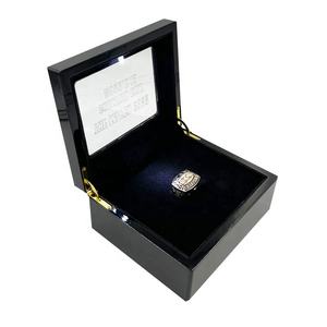 Лидер продаж, новый дизайн, пианино с черной лаковой отделкой, роскошное деревянное кольцо для чемпионата, Подарочная коробка со светодиодной подсветкой - Product Image 2